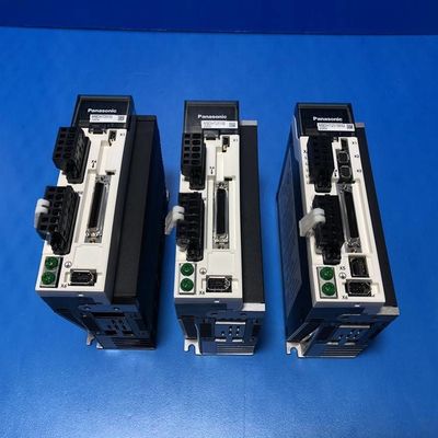 Omron Servo Motor R88M-K/G40030H-S2-Z