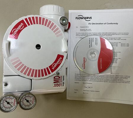 स्टॉक में Flowserve LOGIX 3200IQ डिजिटल पोजिशनर वाल्व पोजिशनर